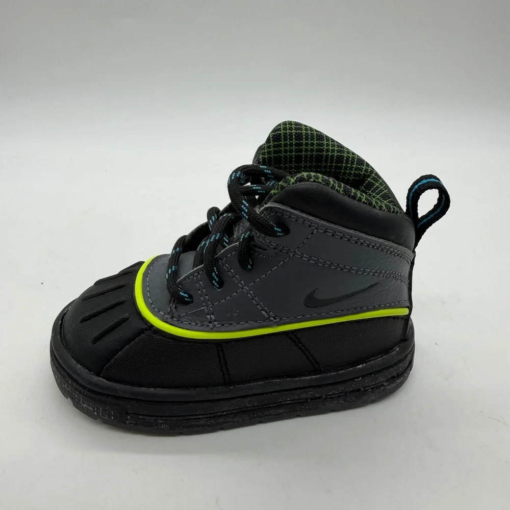 Nike ACG Woodside 2 High Toddler Boots 5C Black Grey Volt Duck Waterproof